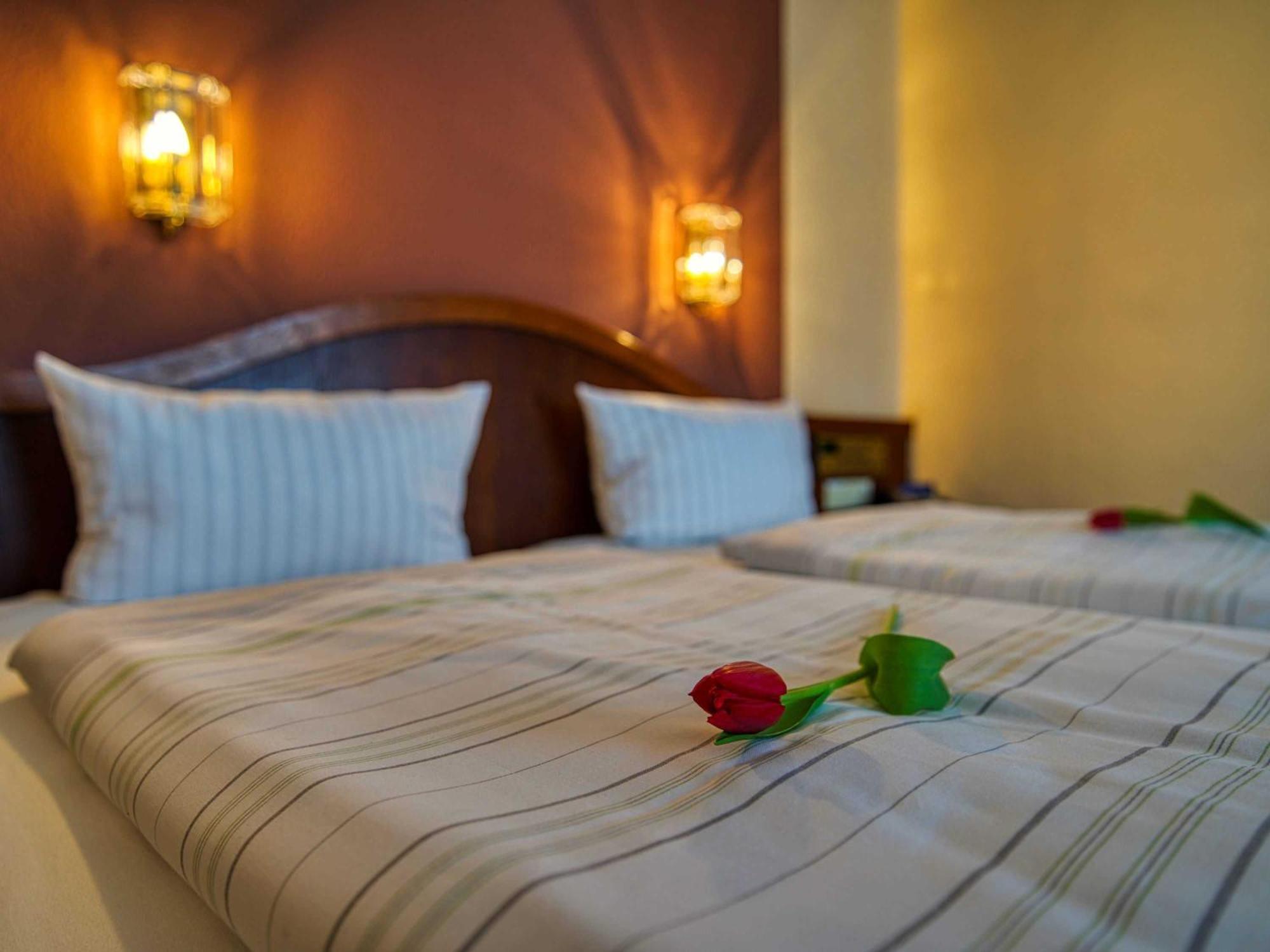 Reichels Parkhotel باد فيندشايم المظهر الخارجي الصورة